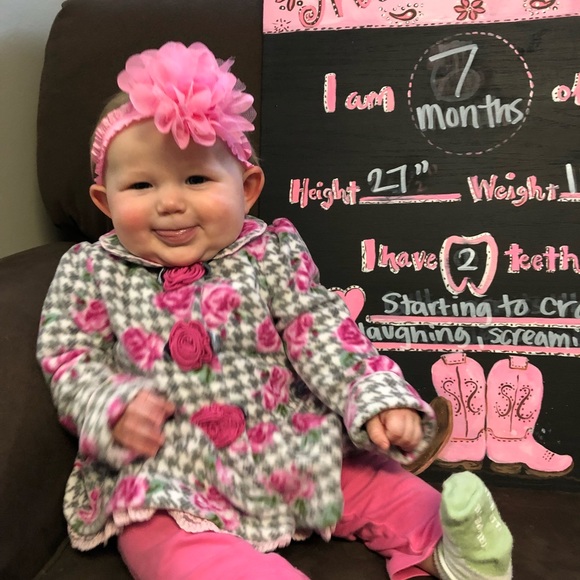 6-9 month baby girl Rose coat - Picture 5 of 5